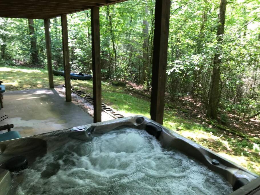 Сasa de vacaciones Fever On Cartecay River Ellijay